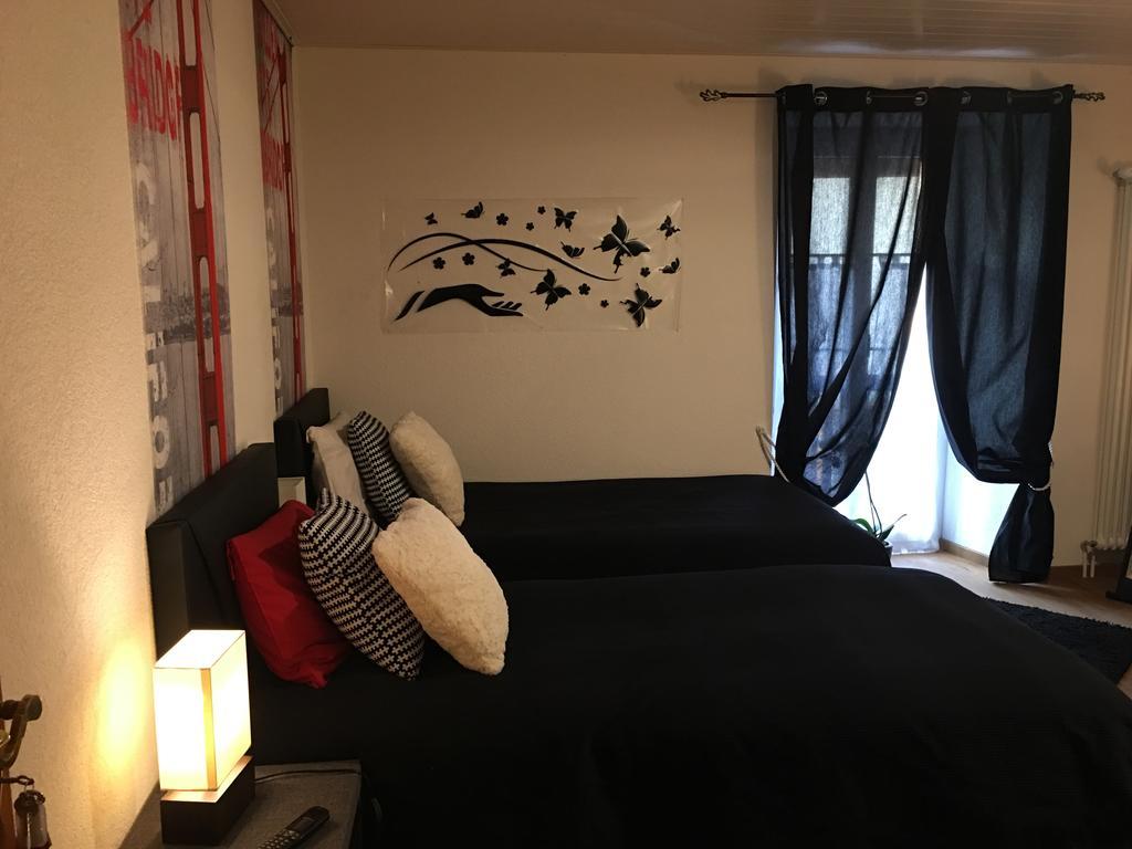 Hotel Au P'Tit Bonheur Cheseaux-sur-Lausanne Esterno foto