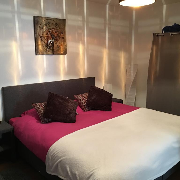 Hotel Au P'Tit Bonheur Cheseaux-sur-Lausanne Esterno foto