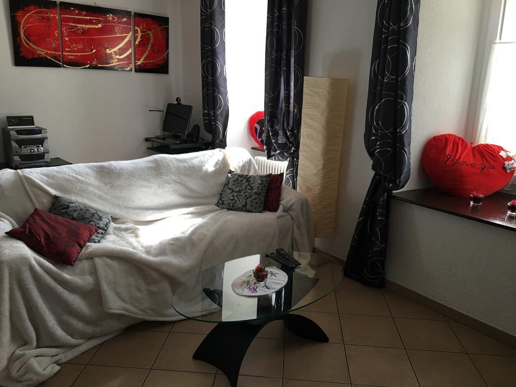 Hotel Au P'Tit Bonheur Cheseaux-sur-Lausanne Esterno foto