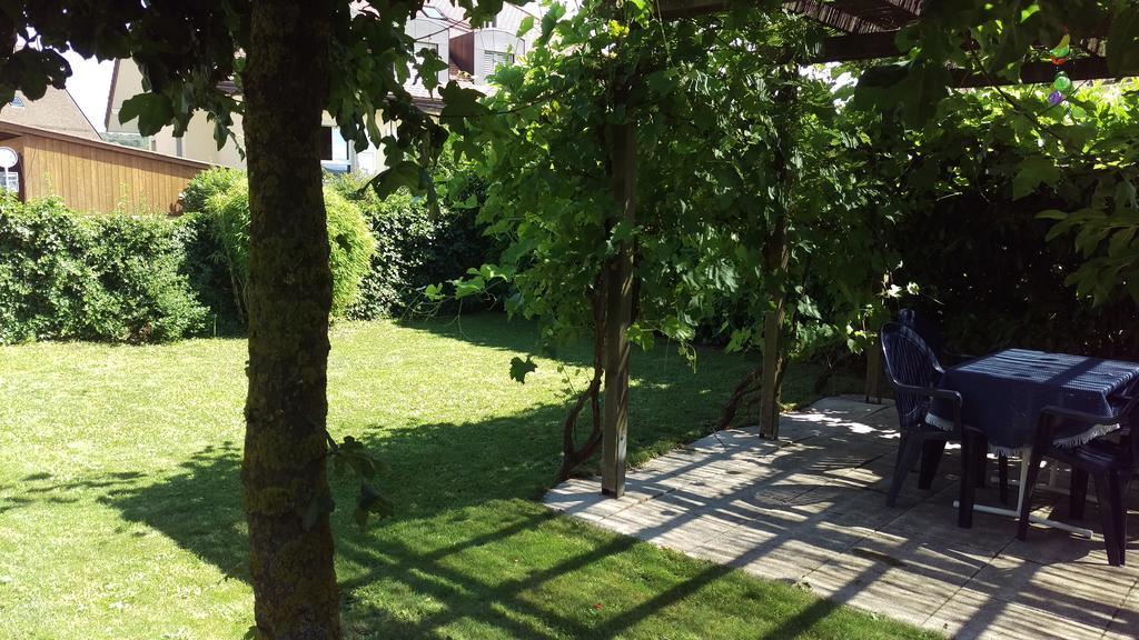 Hotel Au P'Tit Bonheur Cheseaux-sur-Lausanne Esterno foto